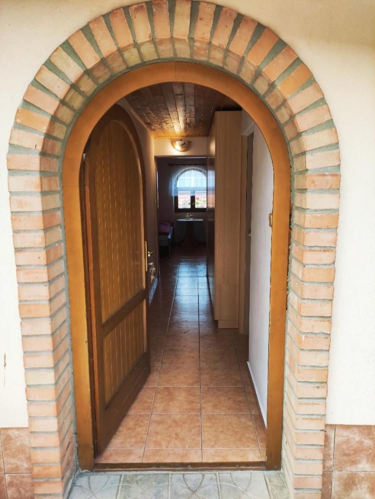 Vinařství Ehrlich Apartamento Milotice Exterior foto